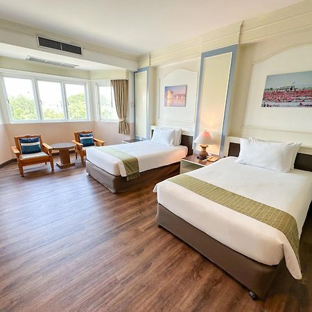 Siamgrand Hotel Udon Thani Extérieur photo