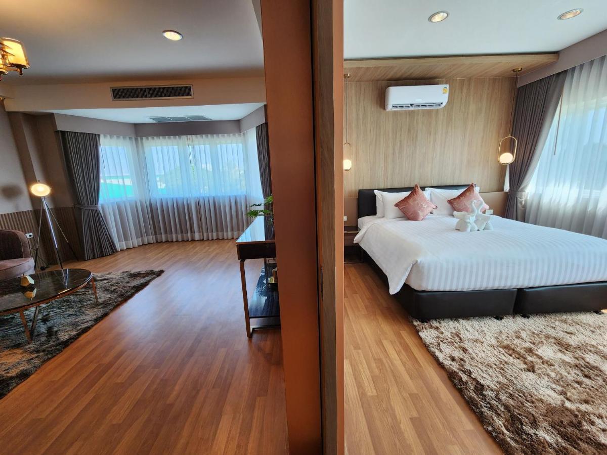 Siamgrand Hotel Udon Thani Extérieur photo